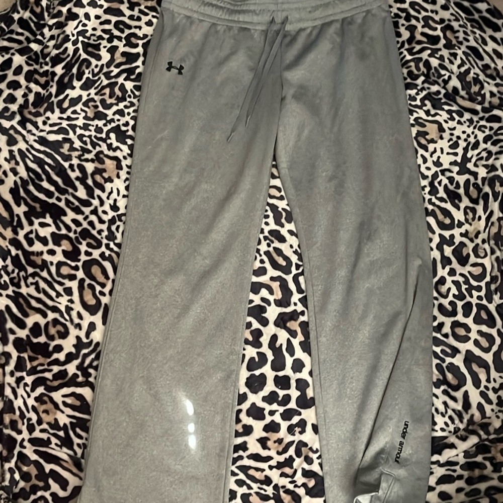 Under armour low waist flare sweatpants